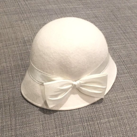 Gymboree Other - SALE! Gymboree Baby 6-12 Mos. Creme Wool Hat